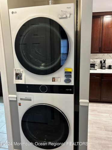 81 Azalea Cir, Jackson Twp NJ  08527-2556 exterior