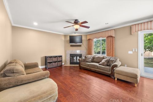 8411 Davista Dr, Whittier, CA 90605-1106