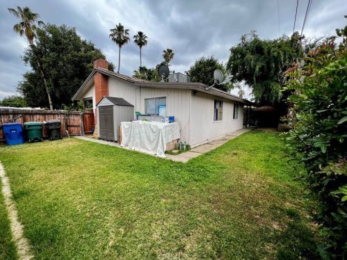 2944 Ronald St, Riverside CA  92506-4150 exterior