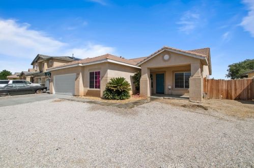 11778 Trailwood St, Victorville, CA 92392-1241