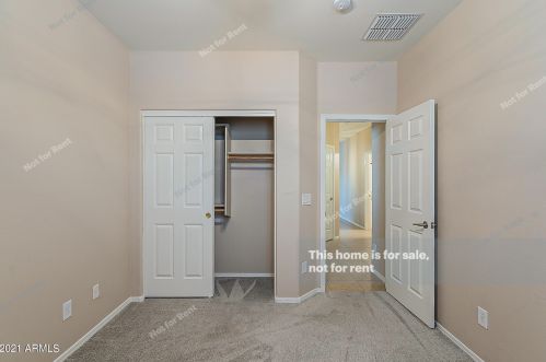 1377 Chestnut Ln, Gilbert AZ  85298-6844 exterior