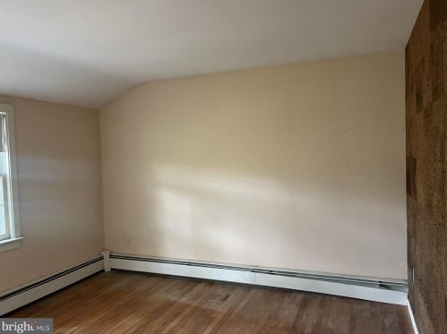 103 Meadowood Dr, Lansdale PA 19446-1610 exterior