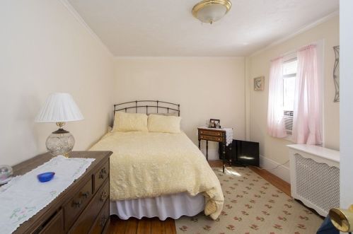 151 Hull St, Cohasset MA 02025-1007 exterior