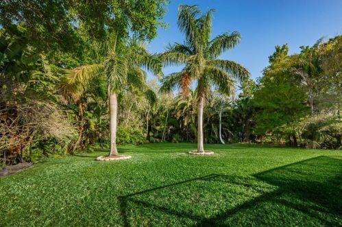 4811 Cross Pointe Dr, Oldsmar FL 34677-5202 exterior