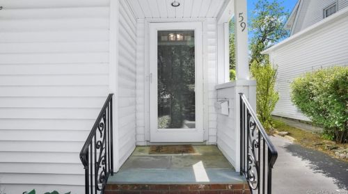 59 Tremont Ave, Stamford, CT 06906-2331