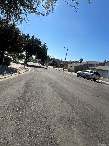 2414 Calaveras Pl, Ontario, CA 91761-6205