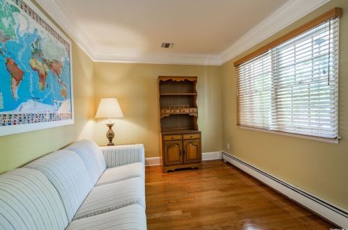 149 Cedrus Ave, Elwood NY  11731-4409 exterior