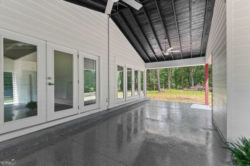 325 Kelly Dr, Fayetteville GA  30214-1126 exterior