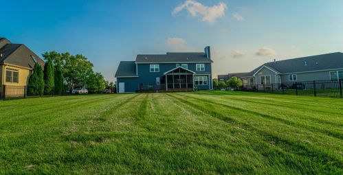 2853 Bonita Dr, Valpo IN  46385-7075 exterior