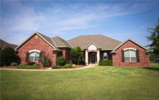 10621 Sundance Dr, Yukon, OK 73099-9192