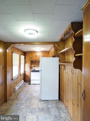 326 Liberty St, Charles Town WV  25414-1828 exterior