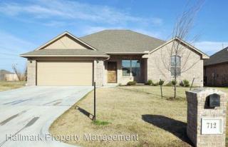712 Howard Ave, Oklahoma City OK  73160-5334 exterior