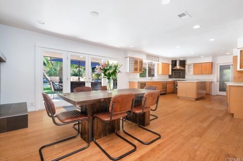 3315 Laurel Canyon Blvd, North Hollywood CA  91604-4133 exterior