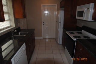 2340 68th Ter, Hollywood FL  33023-2726 exterior