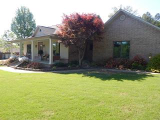 989 Becky Blvd, Russellville, AR 72802-1775