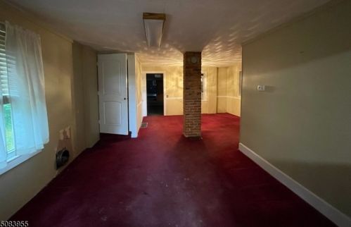 10 Bush St, Oxford NJ  07863-3001 exterior