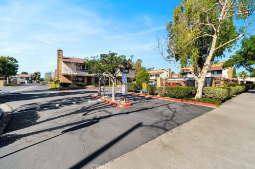 9932 Hidden Way, Garden Grove CA  92841-5281 exterior