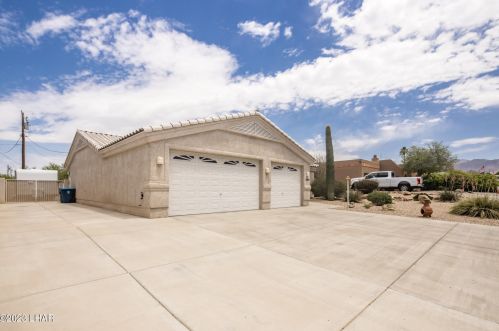 2955 Saratoga Ave, Lake Havasu City, AZ 86406-6123