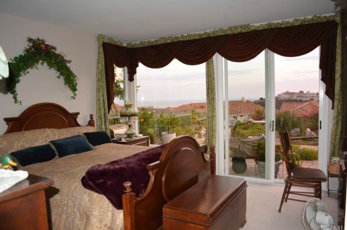 33 San Raphael, Dana Point CA  92629-4042 exterior