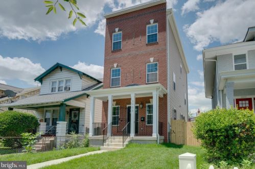 3003 7th St, Washington, DC 20032-4204