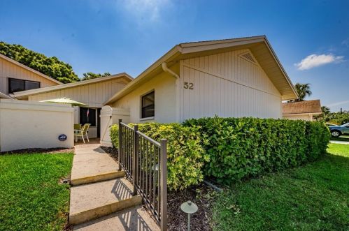 480 Lakeview Dr, Palm Harbor, FL 34683-3712
