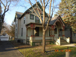 210 Laflin Ave, Waukesha, WI 53186-6226