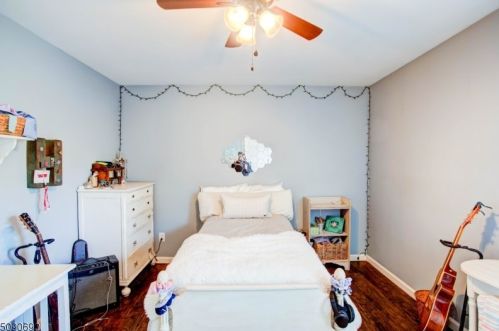 426 Buckhorn Dr, Belvidere NJ  07823-2707 exterior