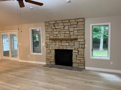 1404 Bartz Rd, Valpo IN  46383-6951 exterior