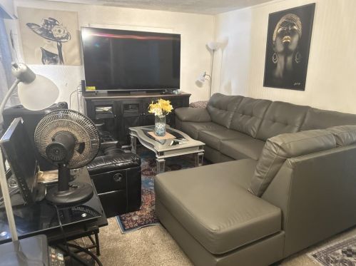 524 Yough St, Mckeesport, PA 15132-6507