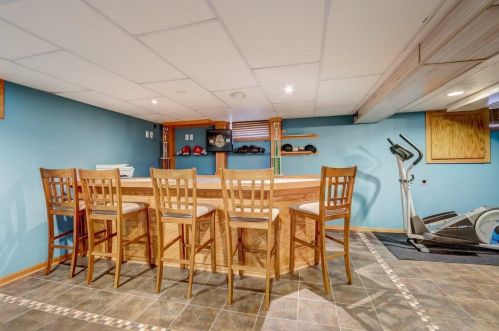 4272 72nd St, Milwaukee WI  53216-1038 exterior