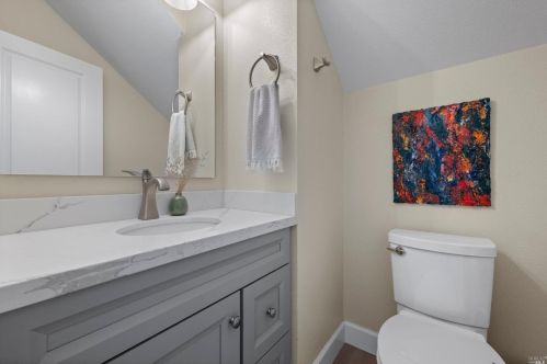 3516 Parker Hill Ct, Santa Rosa CA  95404-1512 exterior