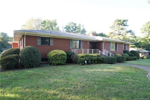 6601 Indian Ln, Charlotte, NC 28213-5620