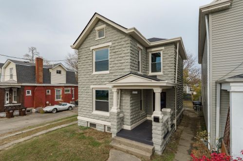 227 Park St, Covington, KY 41016-1436