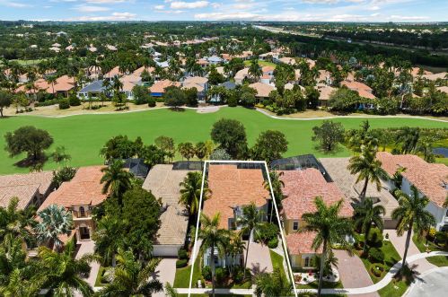 8077 Valhalla Dr, Delray Beach, FL 33446-9514