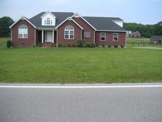 1007 Bell Buckle Wartrace Rd, Wartrace, TN 37183-3064