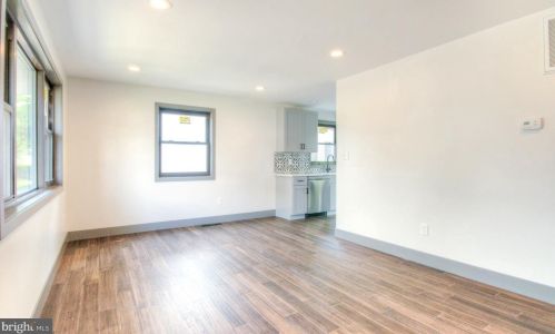 474 Windsor Dr, Gloucester, NJ 08031-3033