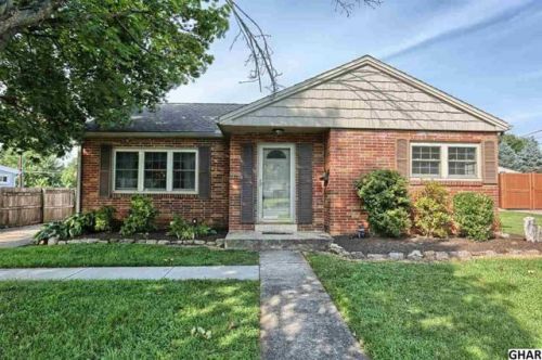 29 Runyon Rd, Hummelstown, PA 17036-2502