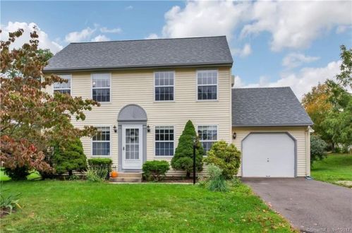 70 Columbia Dr, Manchester, CT 06042-8501
