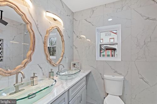 14 Taunton Ave, Berlin Boro NJ  08009-1444 exterior