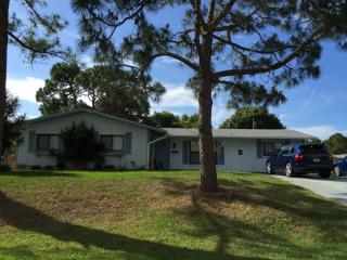 437 Concha Dr, Sebastian, FL 32958-6503