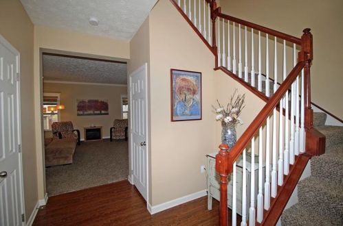1382 Lucia Dr, Canonsburg, PA 15317-1854