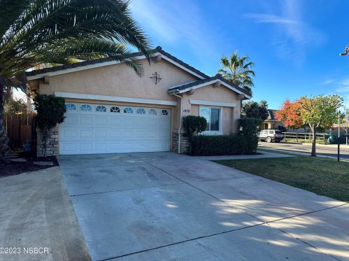 1410 Mesa View Ln, Santa Maria CA  93454-2573 exterior