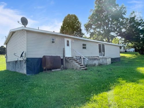 636 Palmer Adah Rd, Adah, PA 15410-1146