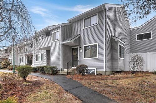 163 Shagbark Dr, Derby, CT 06418-2616