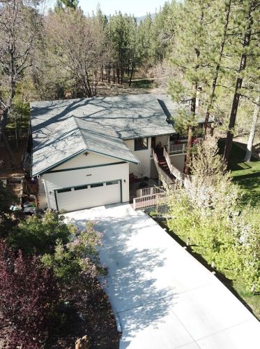 1249 Edelweiss Dr, Big Bear City, CA 92314-3604