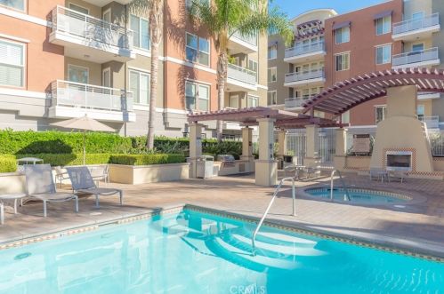 12664 Chapman Ave, Garden Grove CA  92840-4000 exterior