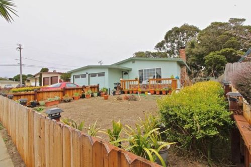 3256 Fitzgerald Cir, Marina, CA 93933-2607