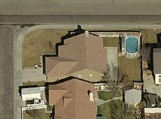 45566 Barrymore Ave, Lancaster, CA 93534-1394