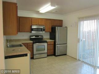 7609 Glenolden Pl, Manassas VA  20111-1609 exterior