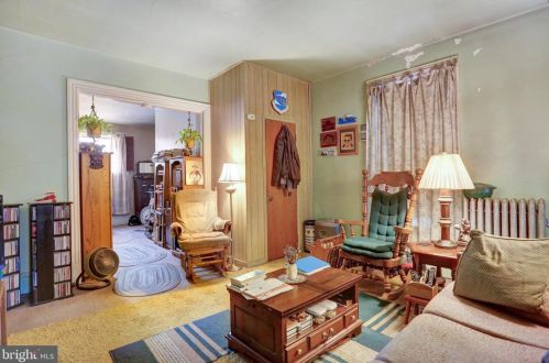 114 Main St, Camp Hill, PA 17011-6328
